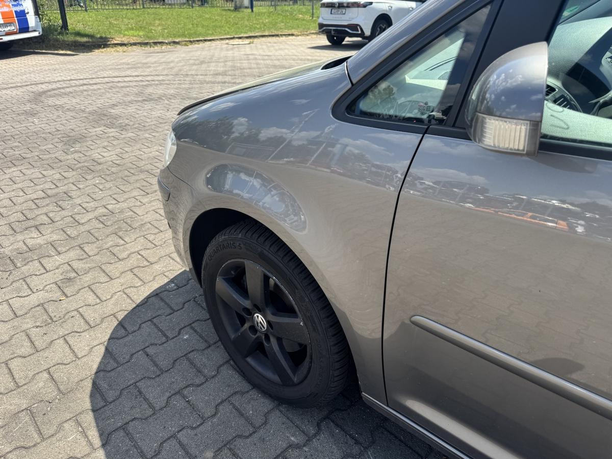 VW Touran 1T original Kotfl&uuml;gel vorn links LD7S Graumetallic Facelift Bj.2008
